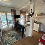 Semesterbostad Halacska Haz Alsóörs
